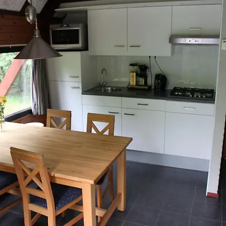 Nice Bungalow With Dishwasher Close To The Forest Ferienhaus *