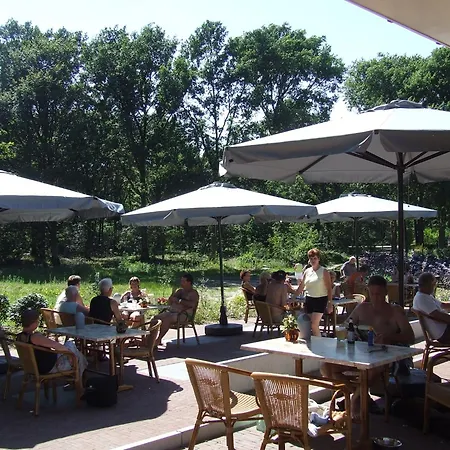 Nice Bungalow With Dishwasher Close To The Forest Ferienhaus