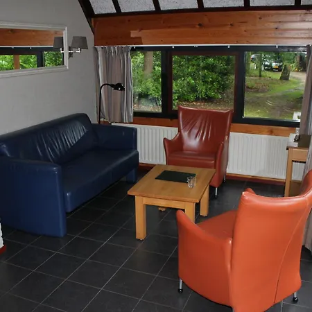 Nice Bungalow With Dishwasher Close To The Forest Ferienhaus